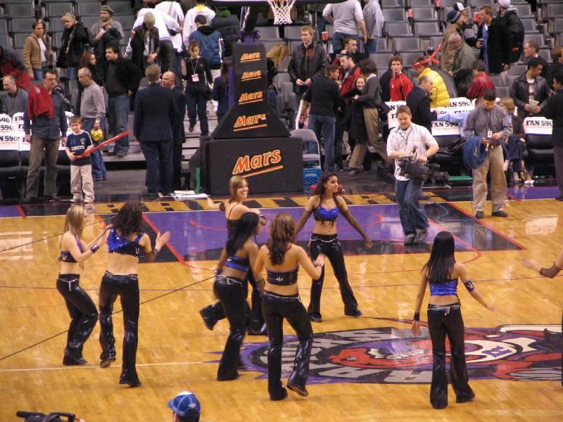 Raptors - 02.04.2005 452.jpg